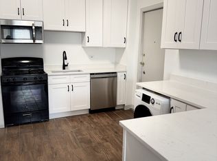 2814 N Racine Ave #3R, Chicago, IL 60657