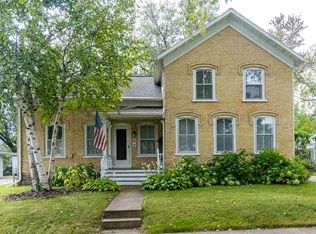 417 W Winnebago St, Appleton, WI 54911