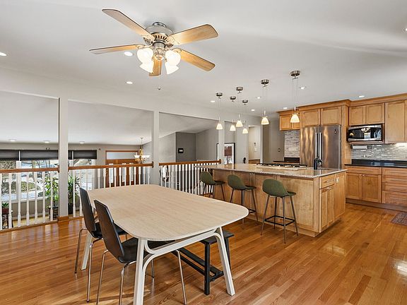 5th image of 9330 Murray Ct