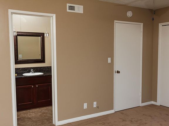 5th image of 350 W Bennett Ave APT C