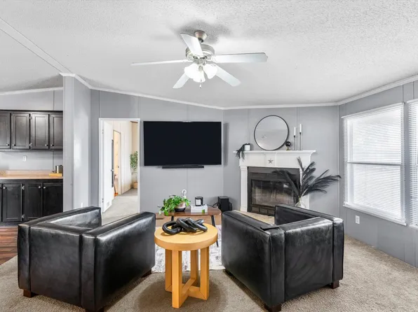 128 Cooparoo Ct, Weatherford, TX 76085