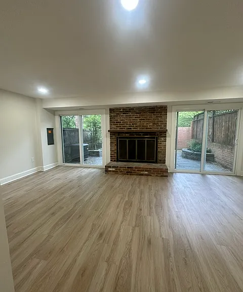 1954 Hopewood Dr — Photo 28