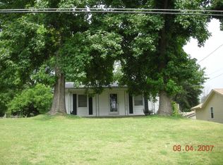228 Blanche Dr, Saint Charles, MO