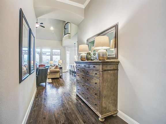 4th image of 7353 Gem Dr