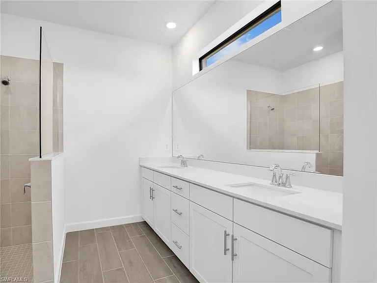 21110 Verawood Loop — Photo 16