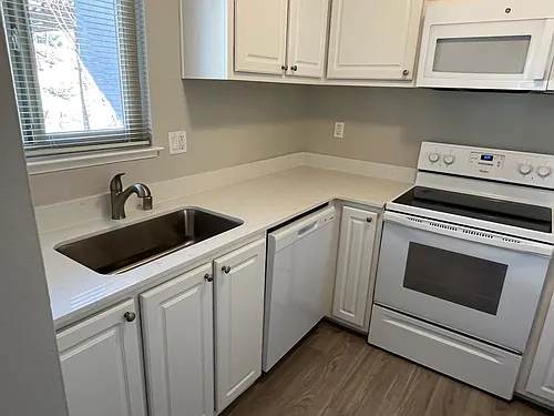 San Marco Apartments SMM Photo 1