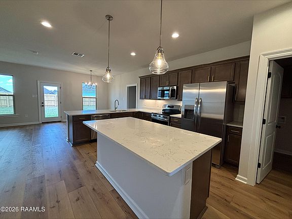 3rd image of 7384 Alley Oak Ln