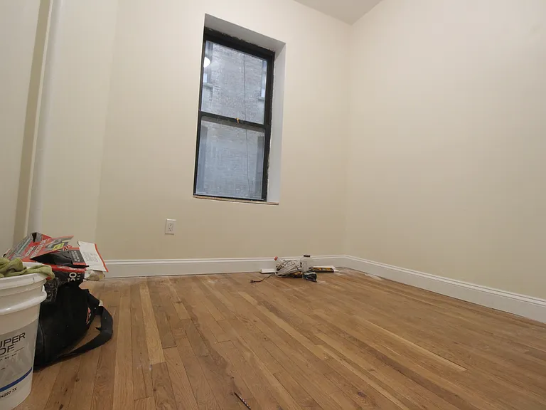 192 Claremont Ave #1D — Photo 9