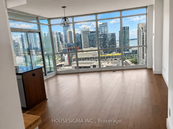 219 Fort York Blvd, Toronto, ON