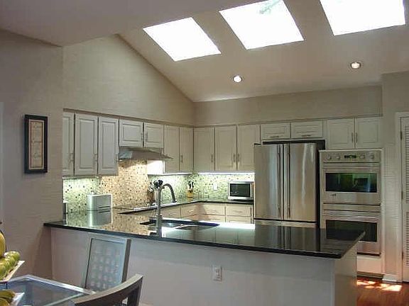 3rd image of 6404 Wrenwood Dr
