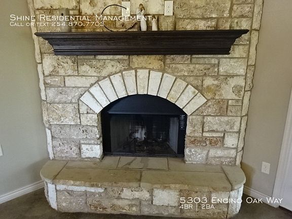 4th image of 5303 Encino Oak Way