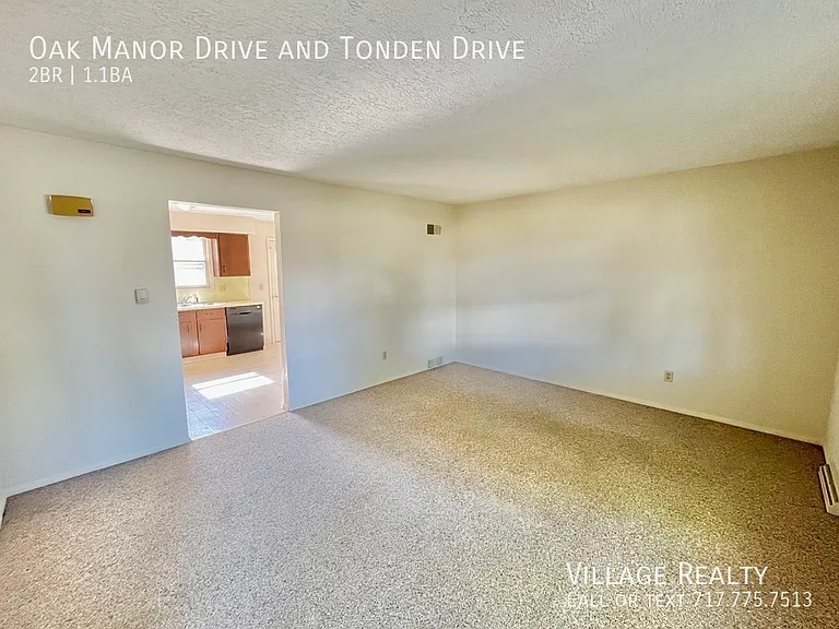 Oak Manor Dr — Photo 43
