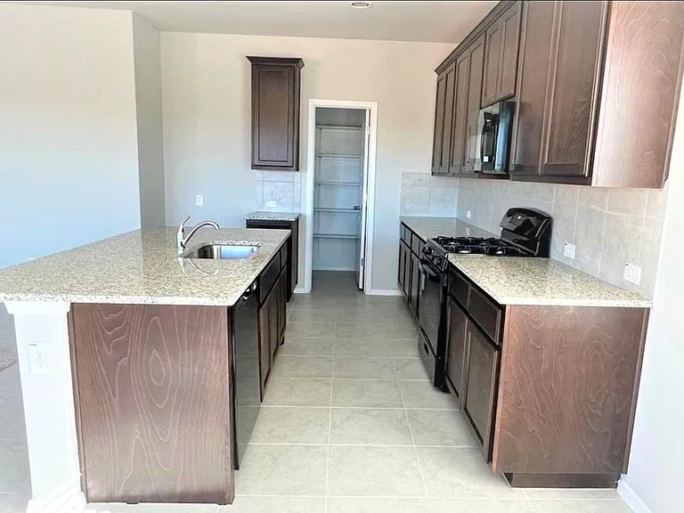 2771 Winding Creek Rd — Photo 6
