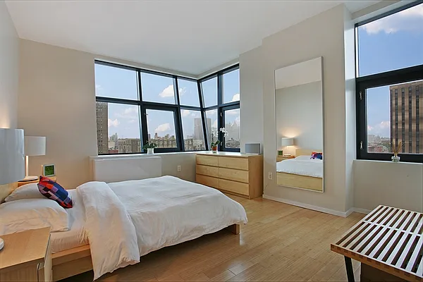 Sold by Corcoran | media 15