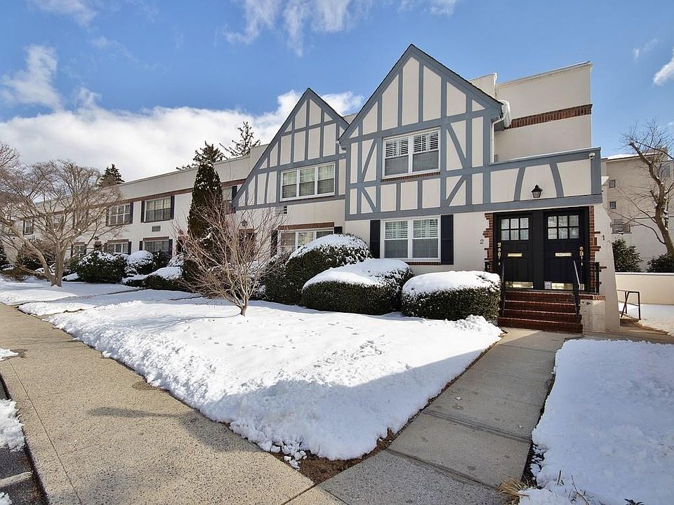 1st image of 6 Lake Avenue #6