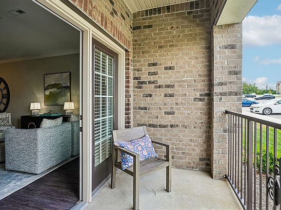 5th image of 440 Cane Hill Rd #213CR