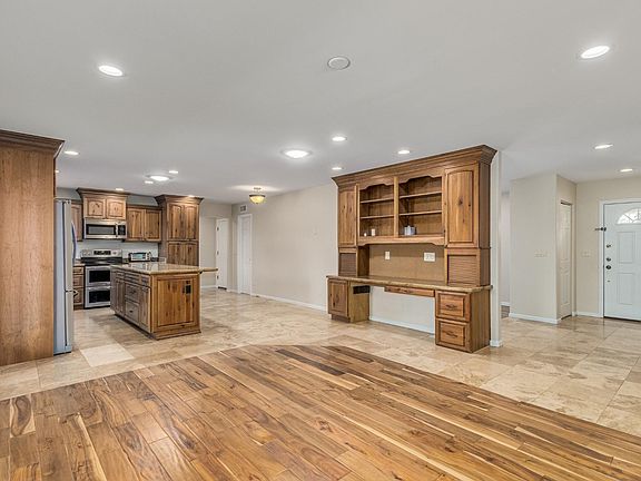 5th image of 6730 E Pershing Ave