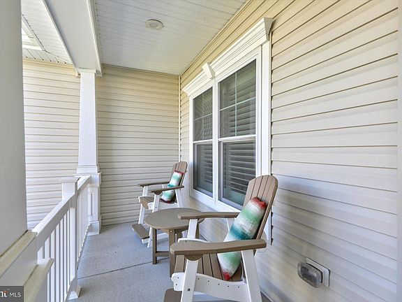 3rd image of 18679 Old Canal Ln