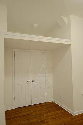 Rented by Peter Ashe | media 9