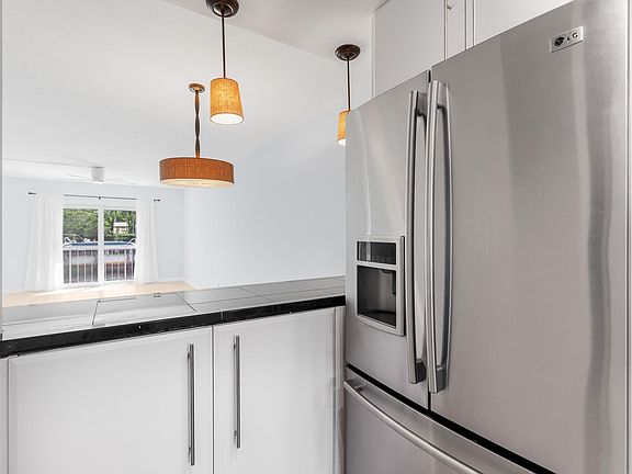 4th image of 1752 NW 3rd Ter APT 113