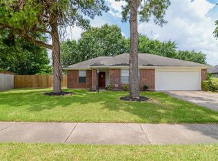 9015 Smokehollow Dr, Houston, TX 77064
