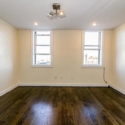 Rented by Nooklyn NYC LLC | media 8