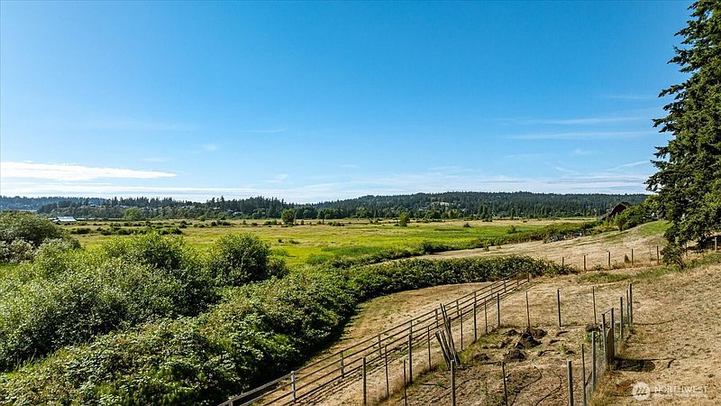 5th image of 6054 Snapdragon Lane