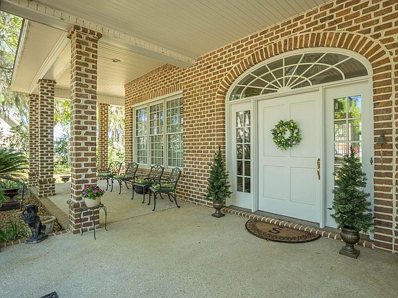 4th image of 144 Spanish Point Drive