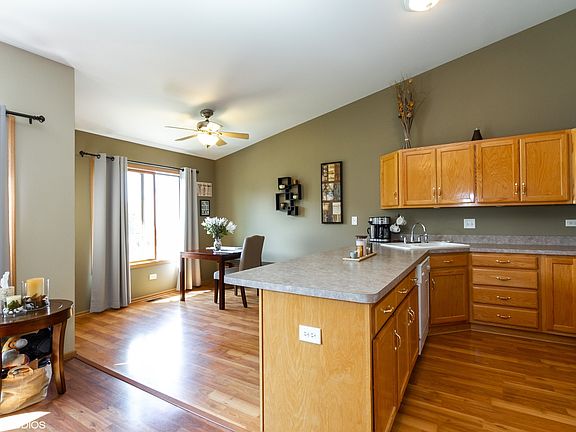 4th image of 8245 Pecan Pl