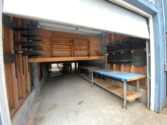 5th image of 200 White St APT 14