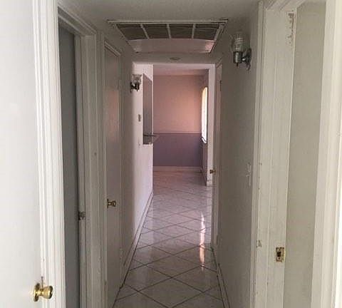 5th image of 2865 Winkler Ave APT 413