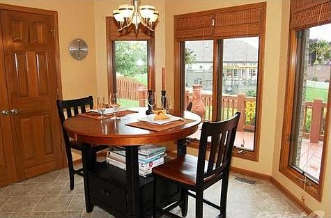 Breakfast Room