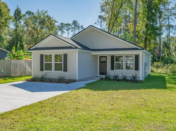 5 Winnebago St, Crawfordville, FL 32327