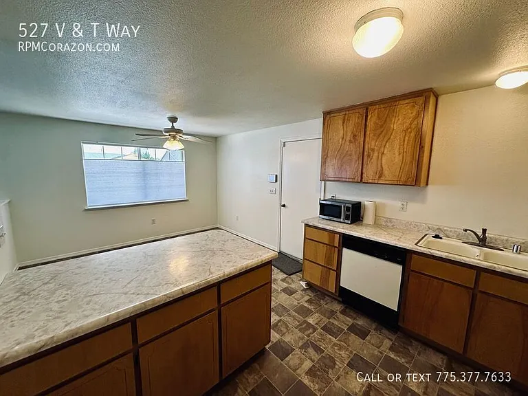527 V & T Way — Photo 7