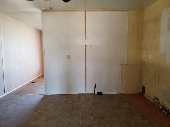 5th image of 1213 W 21st St