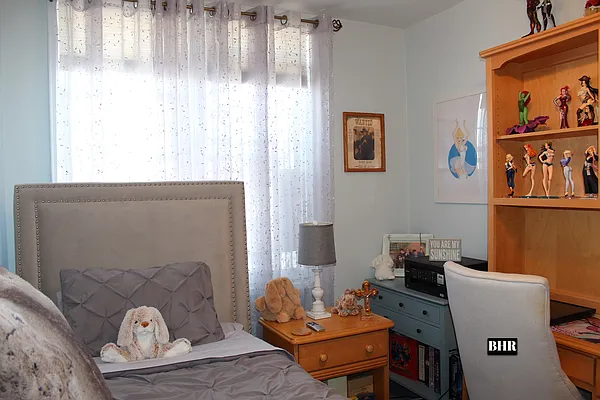 Sold by Bright Horizons Realty | media 35