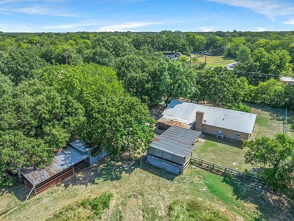 3rd image of 1185 County Road 3822