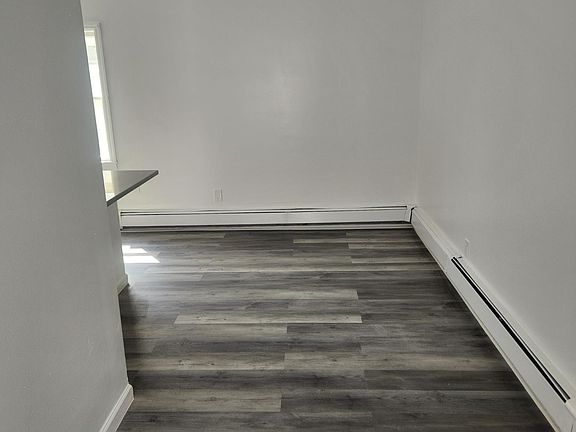 3rd image of 14-21 120th St Floor 2