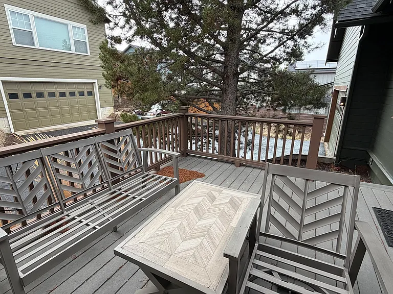 19314 SW Laurelhurst Way — Photo 23