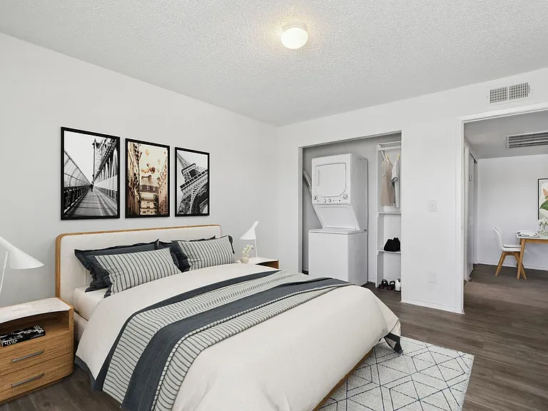 Two Five Greenway Apartments — Photo 30