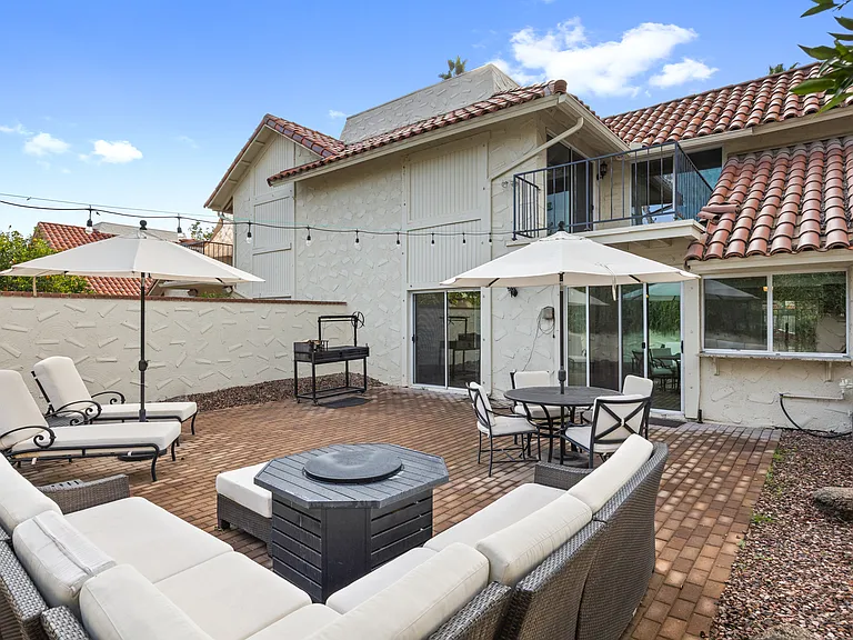 7118 E Buena Terra Way — Photo 31
