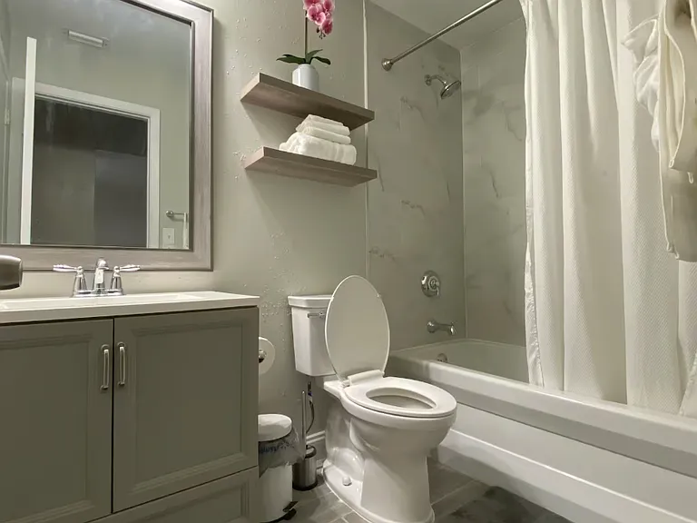 315 Montgomery Ave #315 — Photo 11