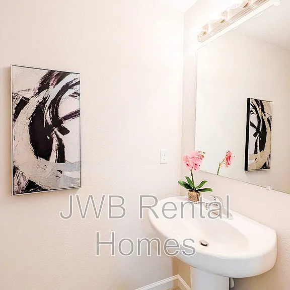 1284 Pangola Dr — Photo 9