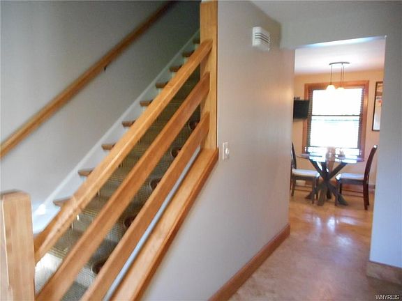 2nd image of 42 Lakewood Dr