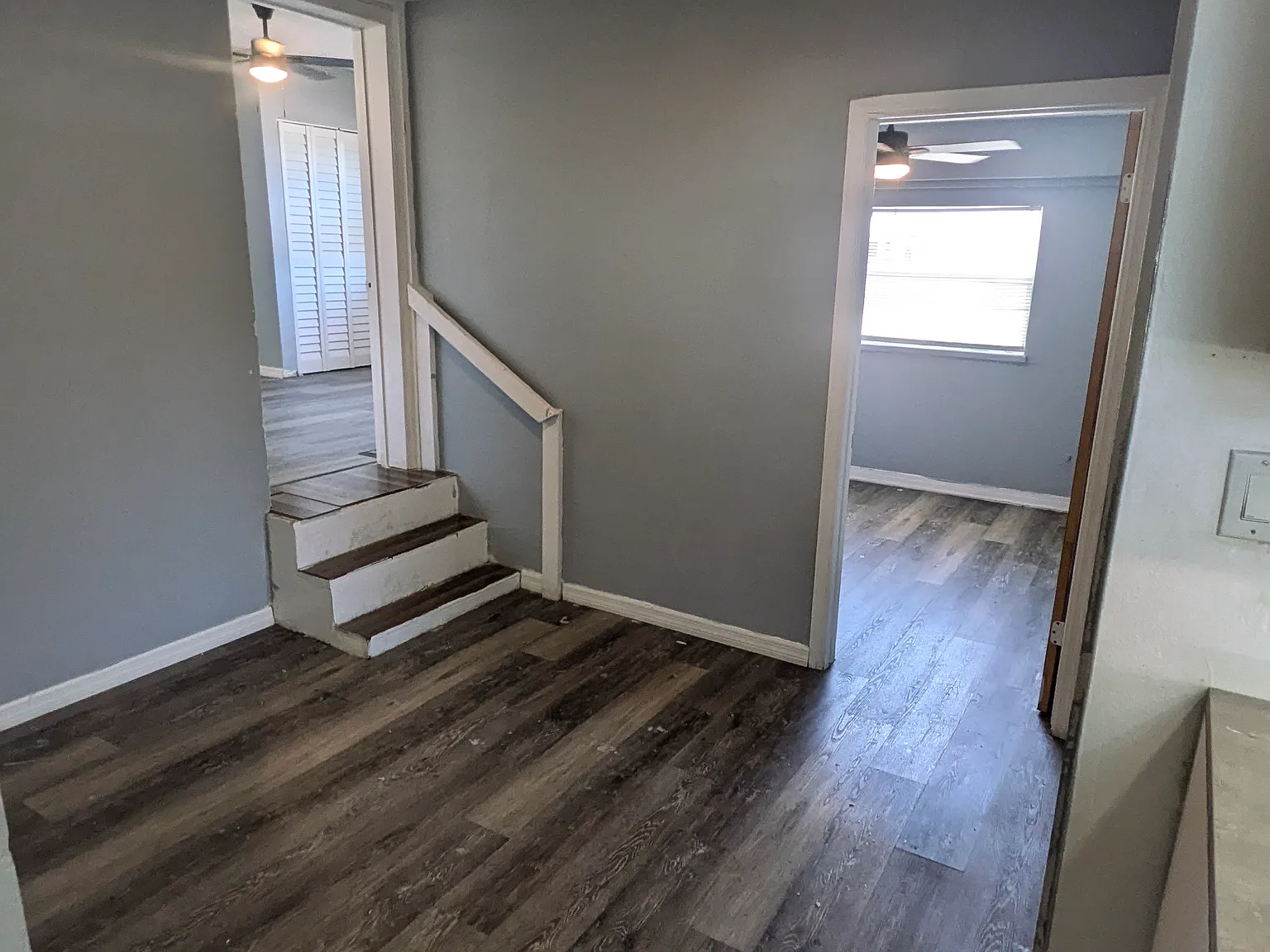 3 bed, 700 sqft, $2,100 — Photo 3