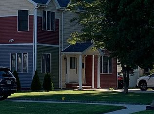 58 Remson St, Valley Stream, NY 11580