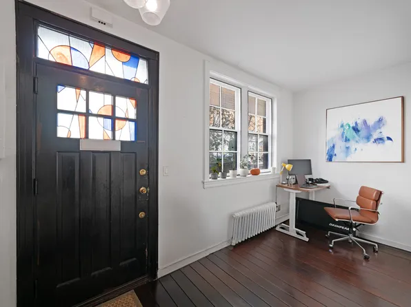 498 Bergen Street image 8 of 11