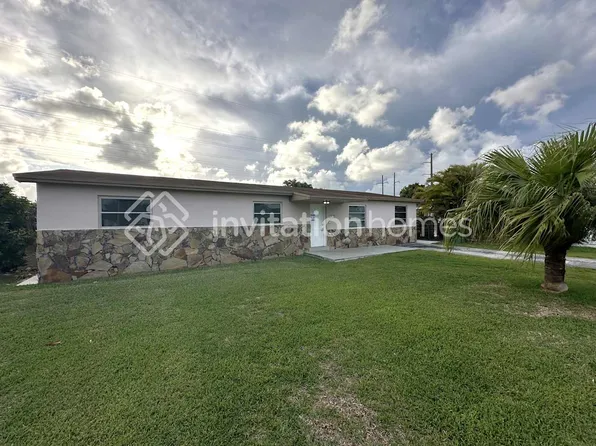 3010 SW 97th Ct, Miami, FL 33165