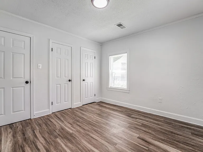 1473 Oberle Ave — Photo 7