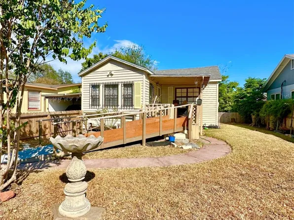 4946 Brandesky Dr, Corpus Christi, TX 78415